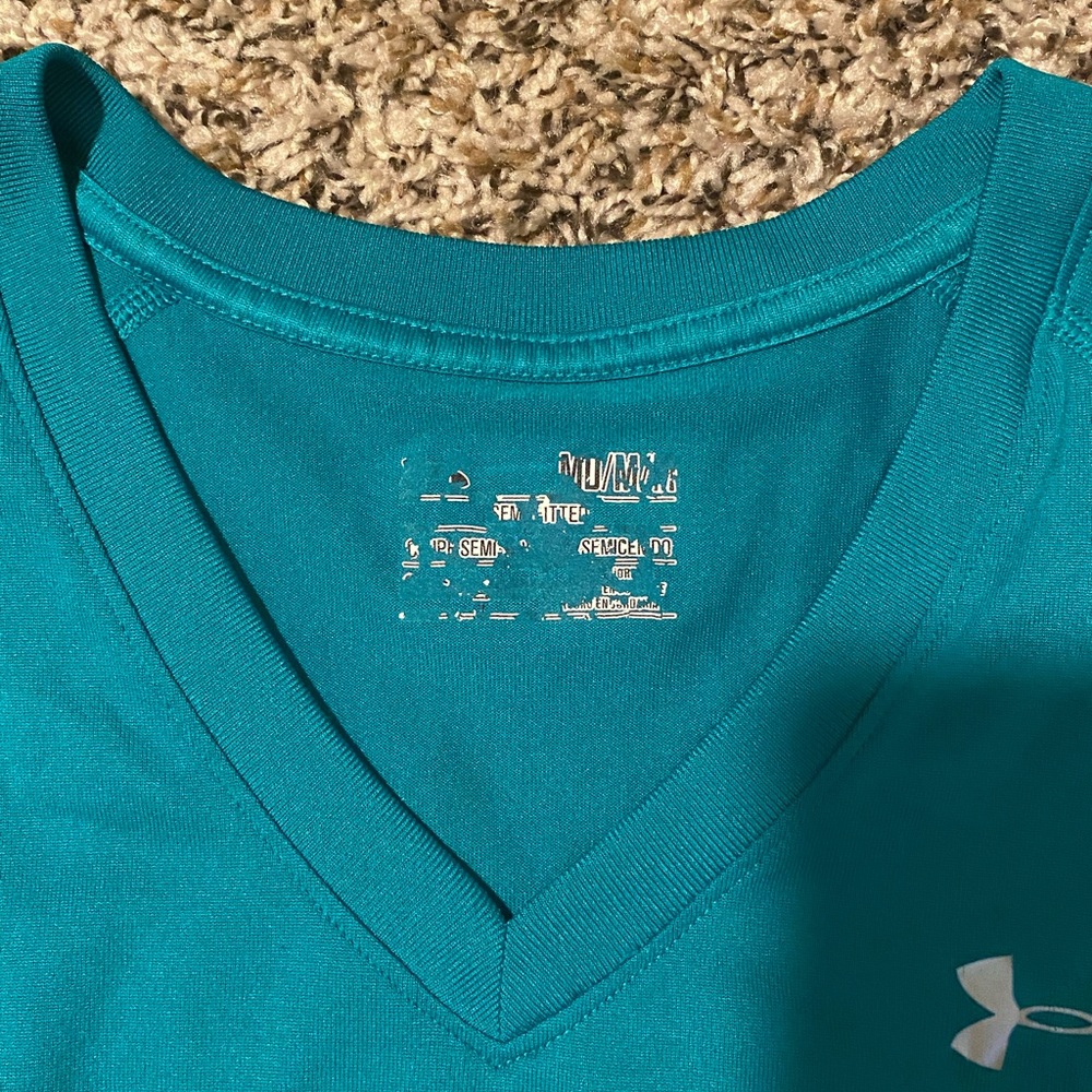 Workout Tops - Picture 3 of 3